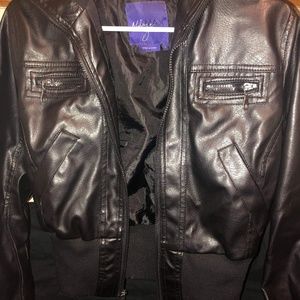NWOT LG MILEY CYRUS BLACK LEATHER BOMBER JACKET